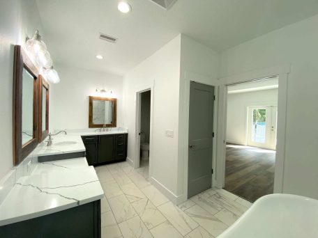 new home construction bathrooms 42